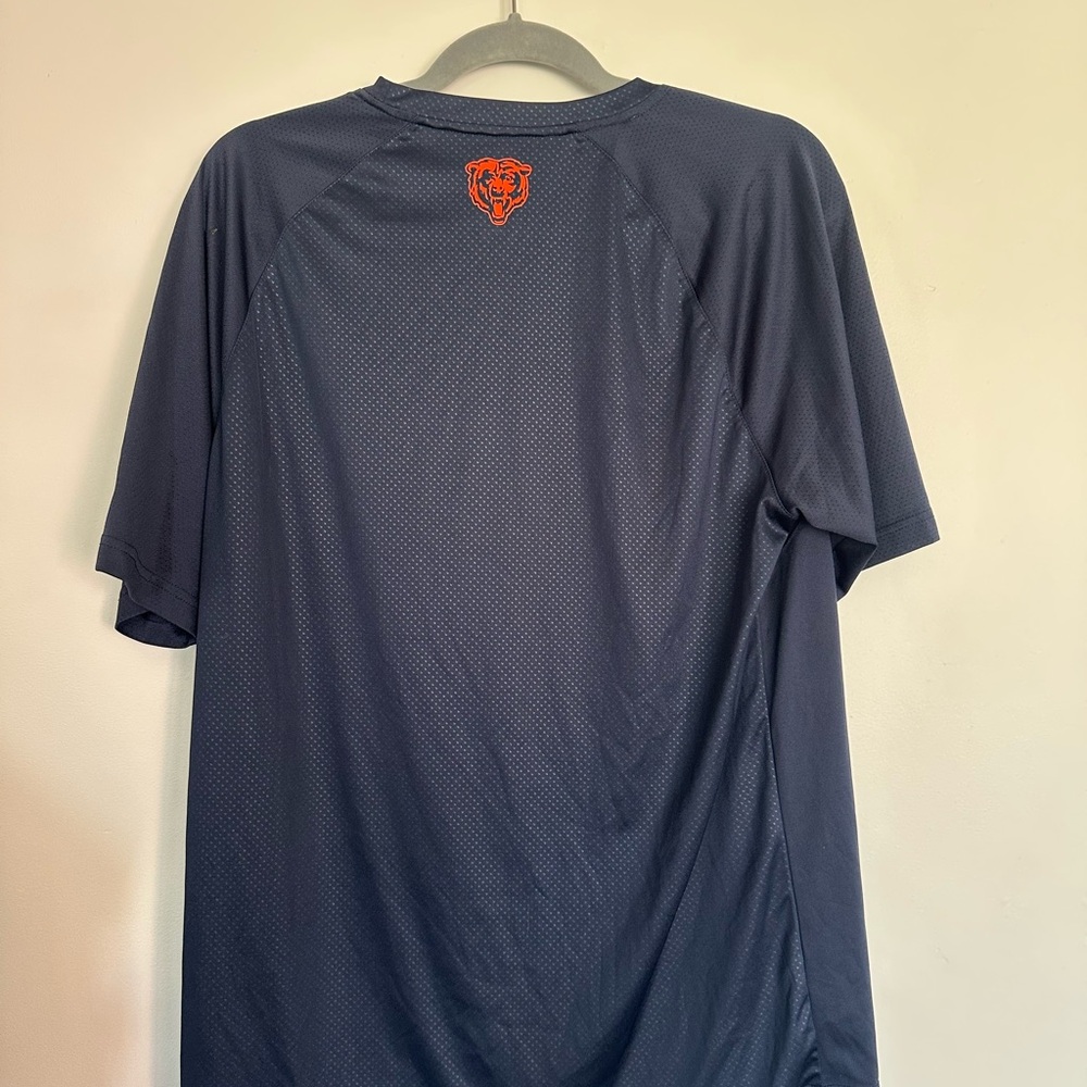 NFL Bears Football Dri-Tek Shirt - Men’s Medium - Navy Blue - Picture 4 of 5